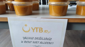 Hollanda’da Yaşlı ve İhtiyaç Sahiplerine YTB Aracı...